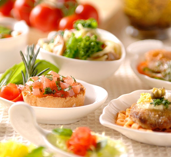 Casual Dining GARDEN COURT