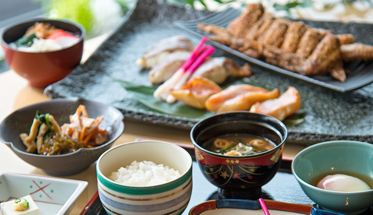 朝食 イメージ